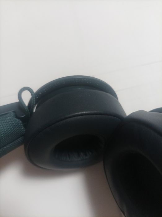 Безжични аудио слушалки URBANEARS