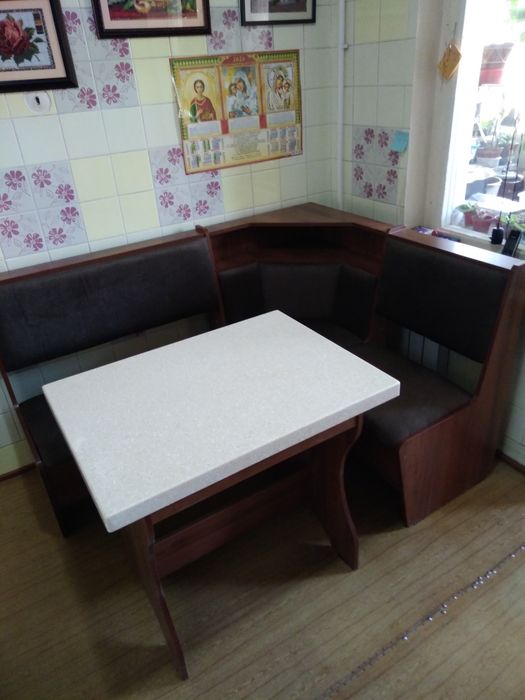 Кухонный уголок на заказ.