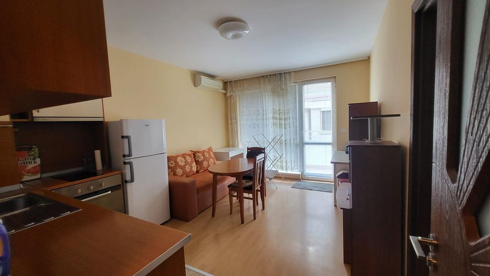 Двустаен, под наем, ж.к Лазур