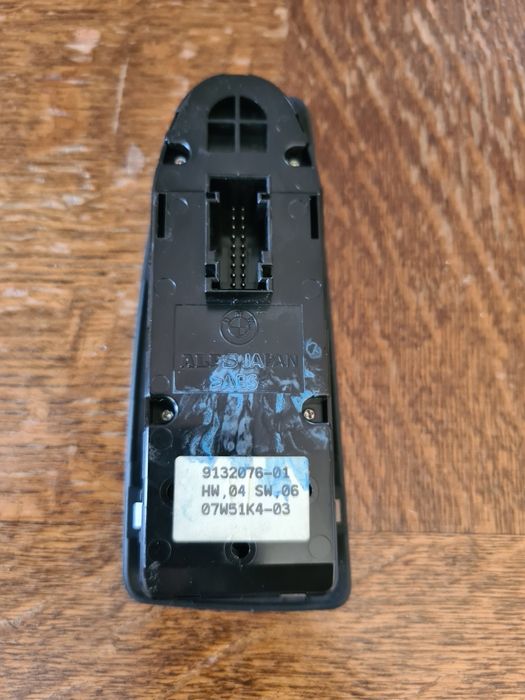 Butoane comanda stânga față geamuri electrice BMW seria 1