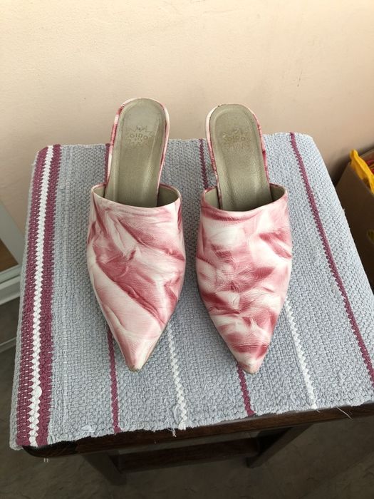 Дамски обувки номер 35