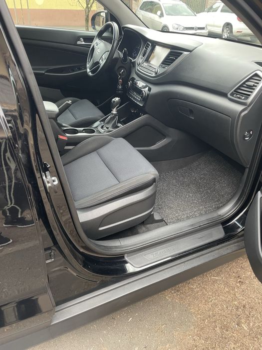 Hyundai Tucson 2017 ,210 000 km
