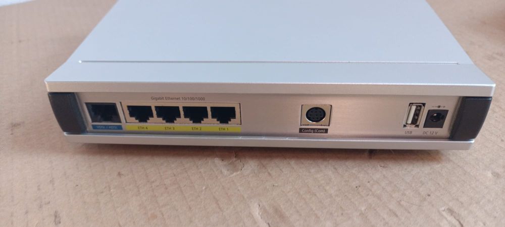 Router Profesional Nou Bussines Lacom 1790 VAW Modem Internet Systems