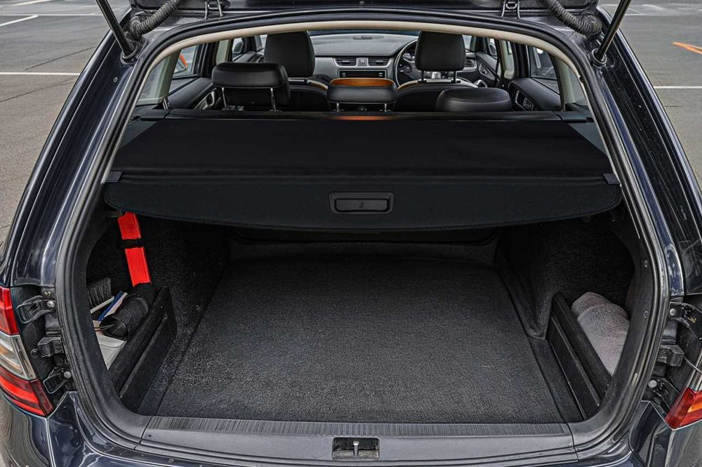 Щора за багажник Skoda Octavia 3 III 5E 2012–2020 комби