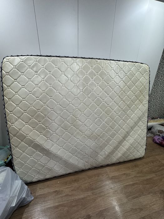 Продам матрас 160*200