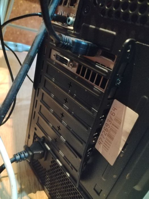 Компютър  intel 3