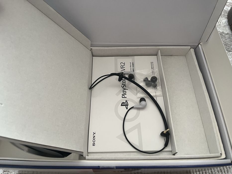 Продам Sony Playstation VR 2.0