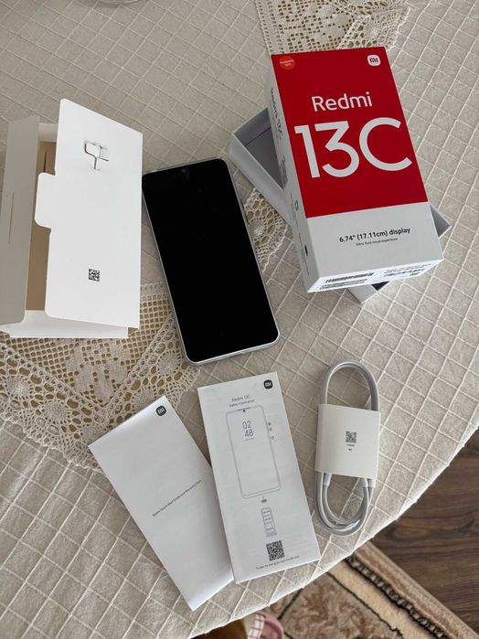Telefon Redmi 13C + Husa Casetlfy
