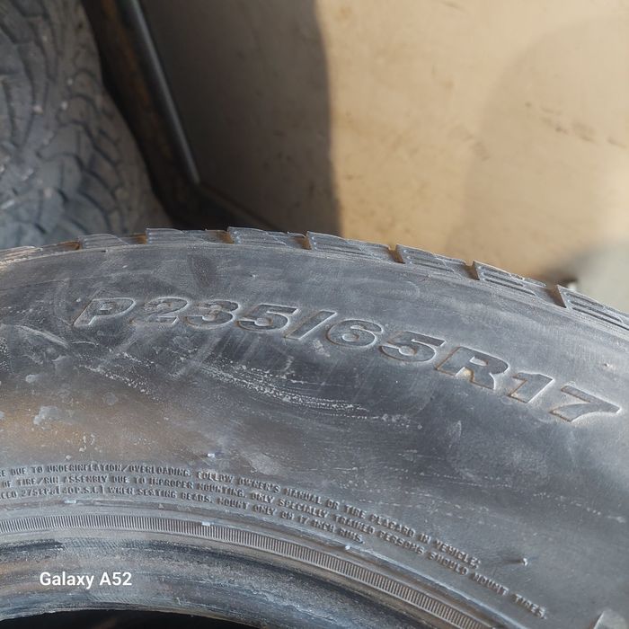 Продам летние шины 235/65 r17