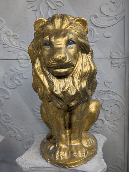 Decoratii gradina din beton, figurine din ciment, lei  gard Calarasi