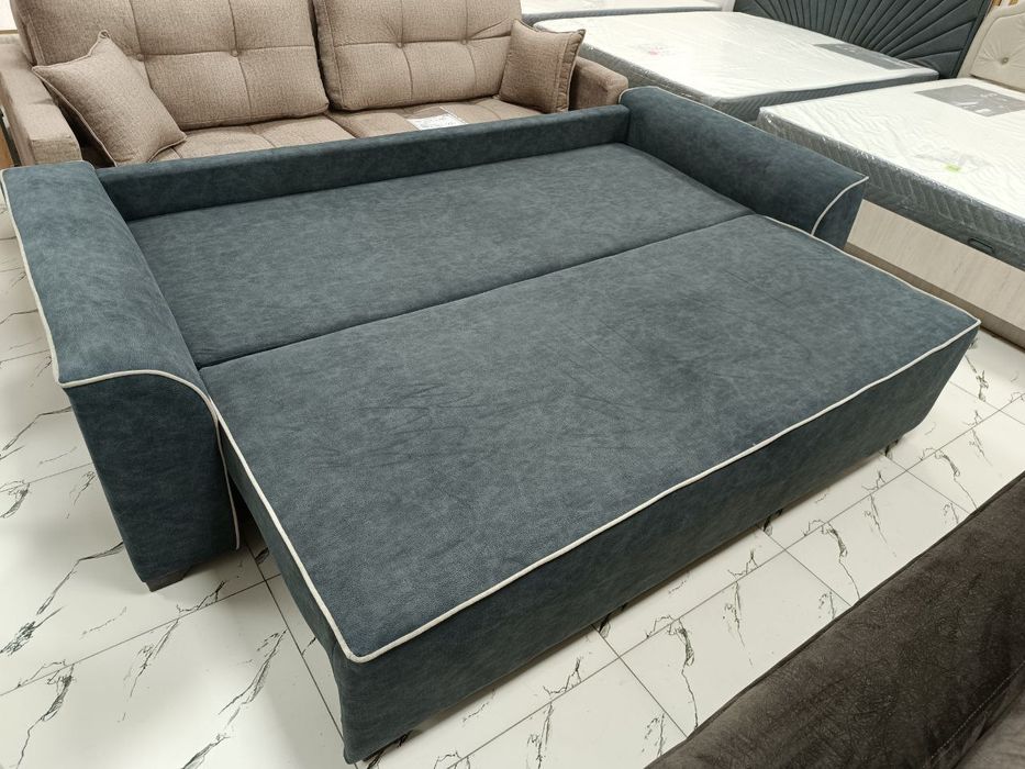 Шикарный раскладной диван еврокнижка