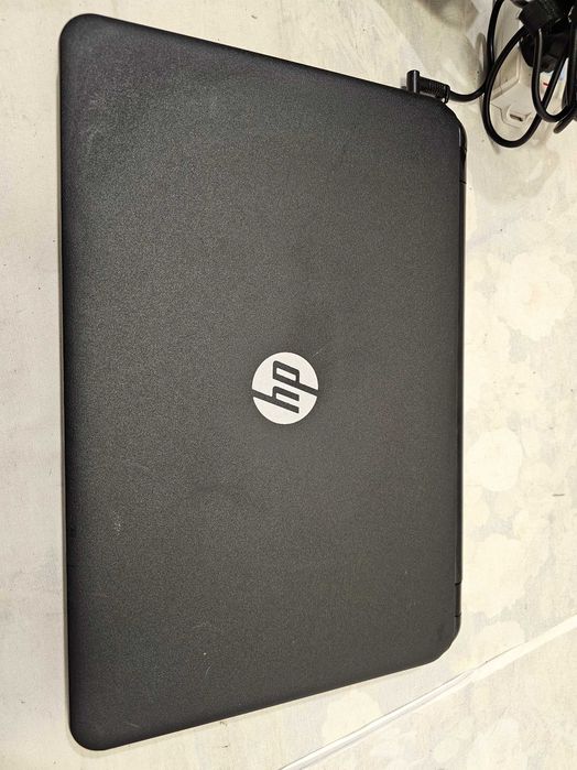 Laptop HP 250 G3 TPN-C117 Intel I3 generatia 4a 4gb ram