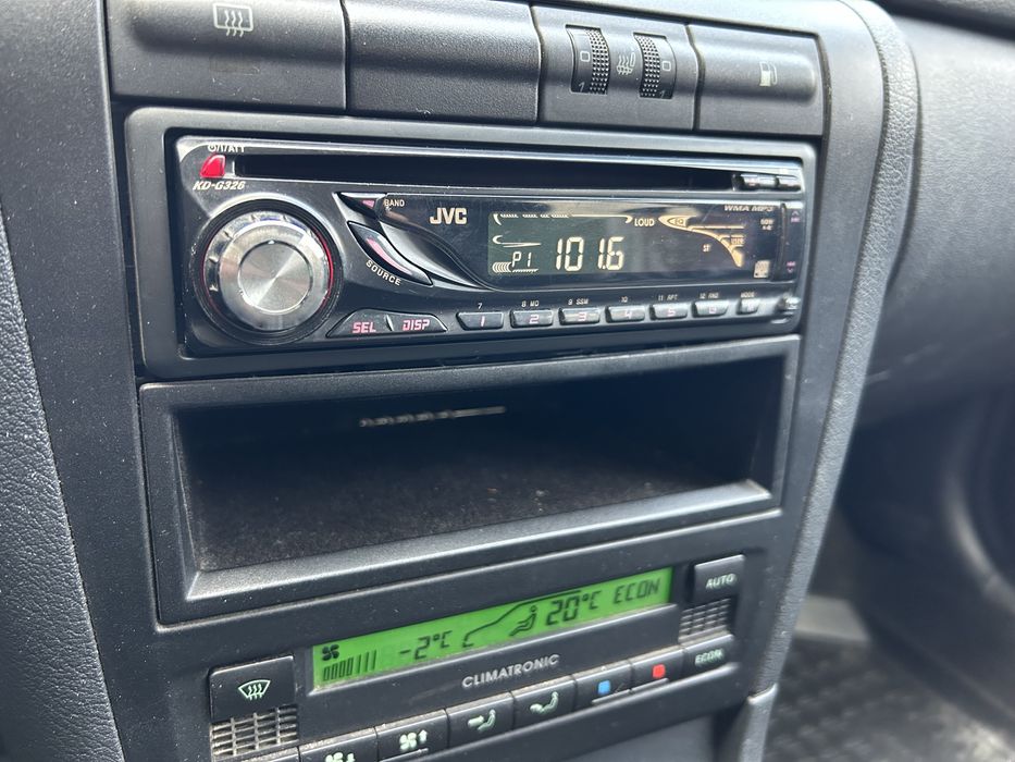 Продам отличную октавию