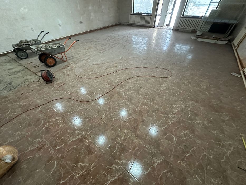 Кафель 40*40 см в хорошем состоянии