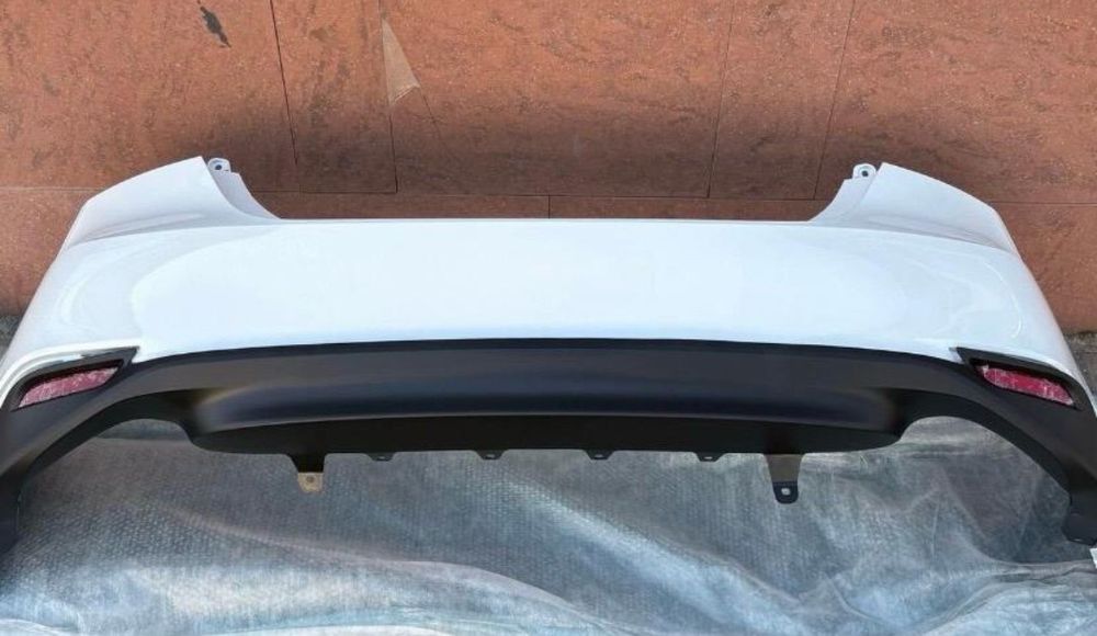 Бампер задний Камри 70-75