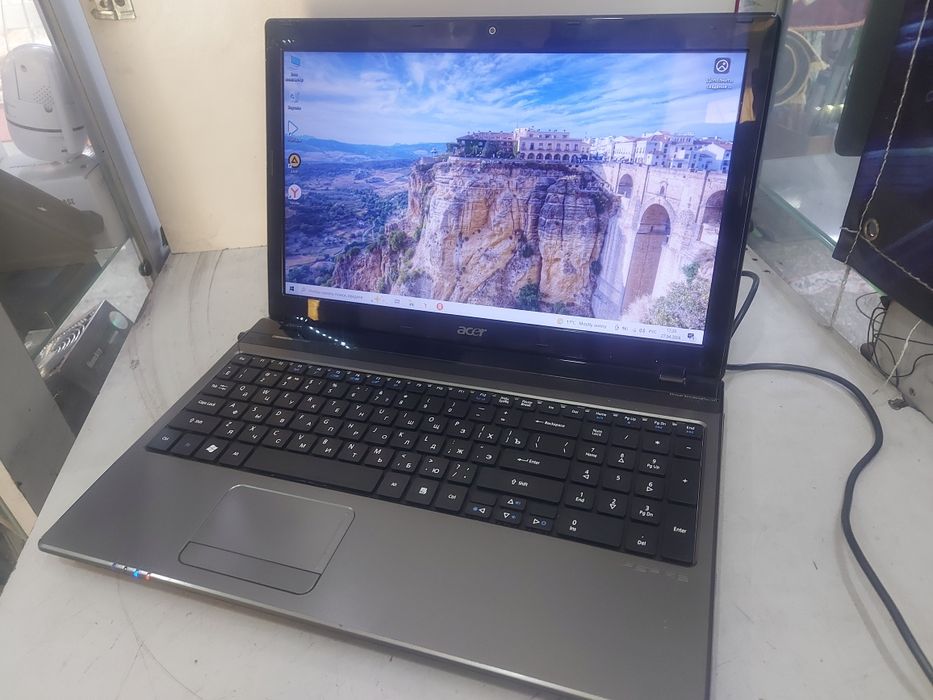 Acer , a8-4ядра , 6гб