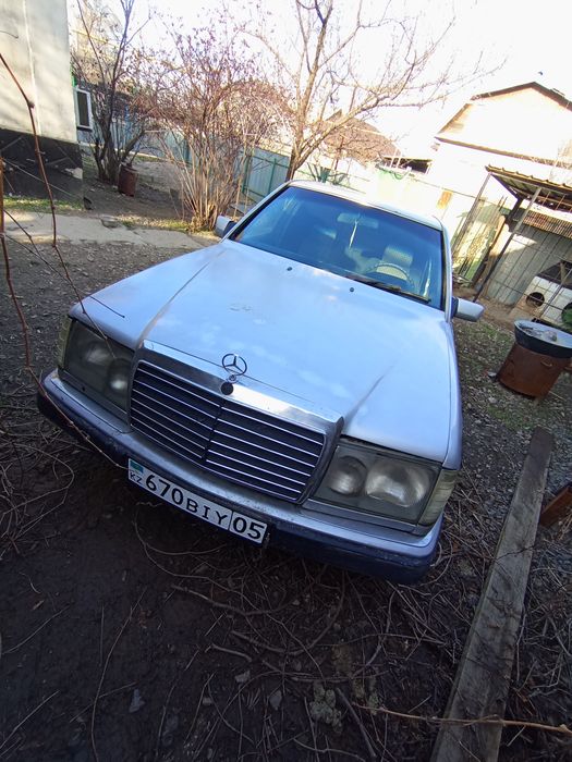 Продам Mercedes 124