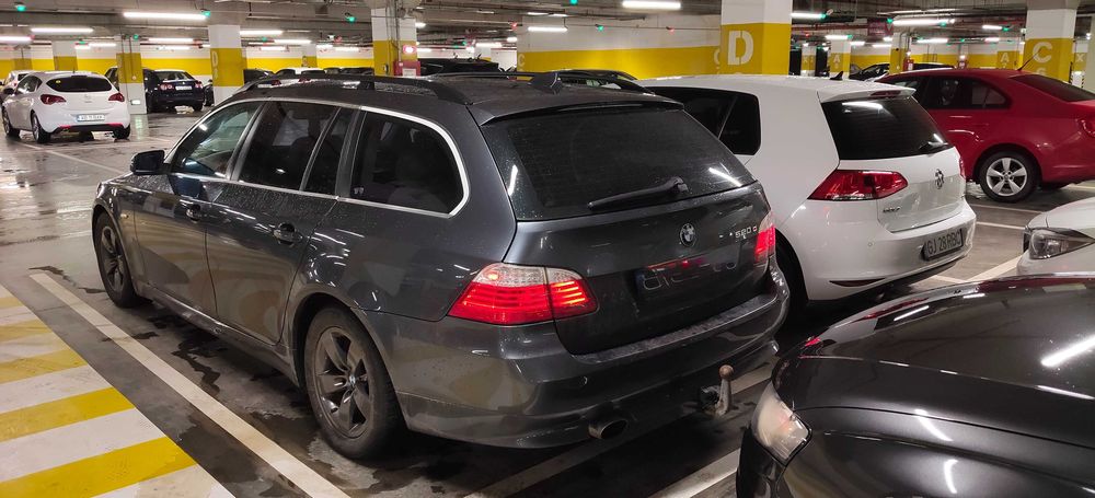 Vând BMW e61 520 2009