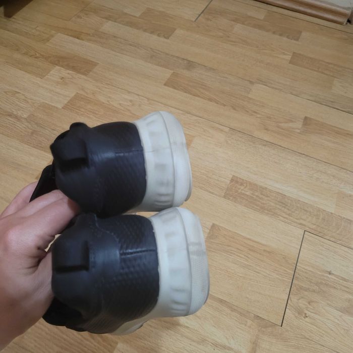 Vand pantofi Ecco