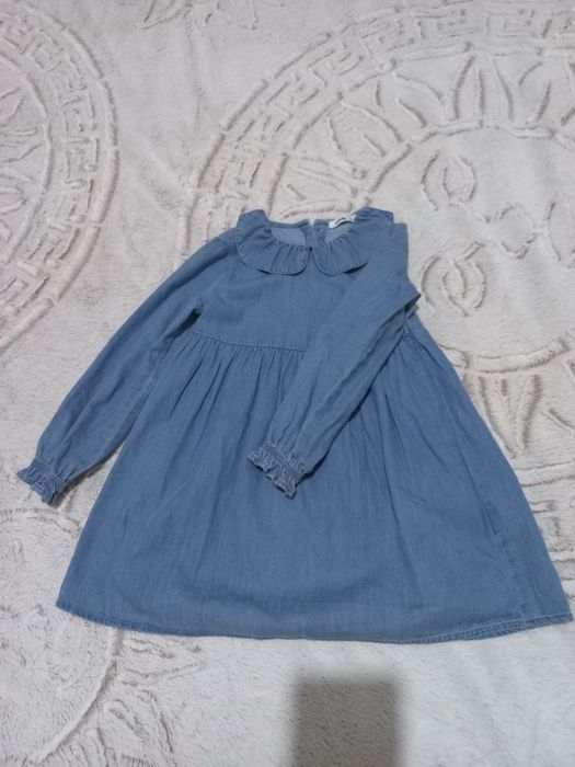 Продам платье на девочку