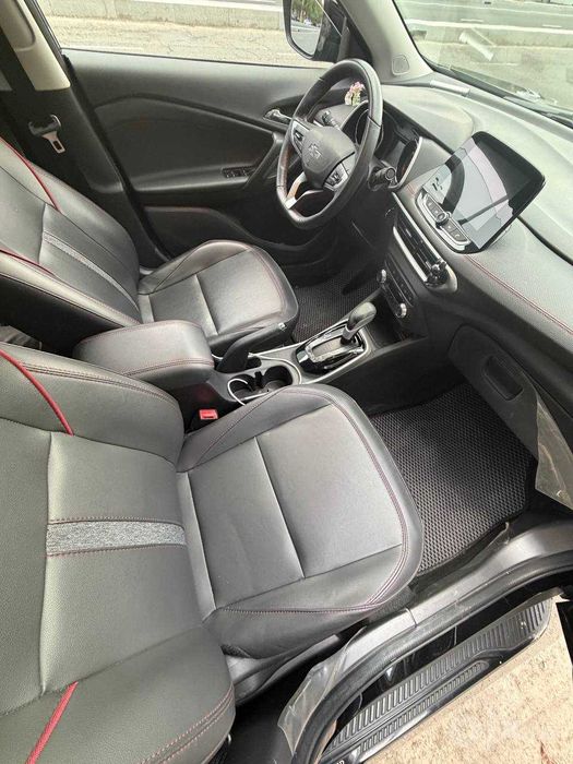 Chevrolet Tracker 2 Redline -cвоя