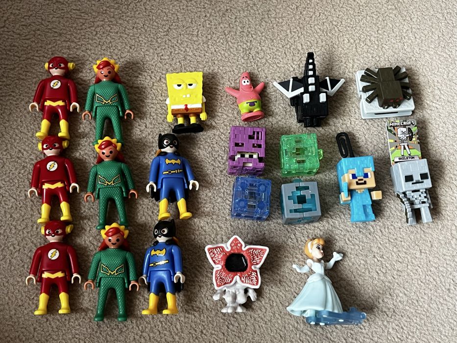 Различни колекции киндер фигурки