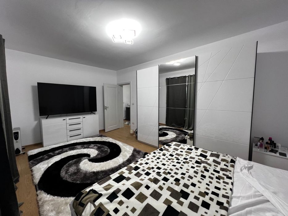 Vând apartament cu 3 camere decomandat, Zona calea urseni Rudicica