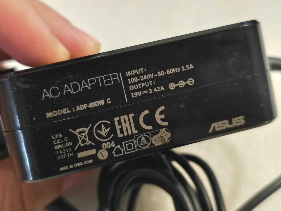 Alimentator laptop original ASUS ADP-65DW C 19V 3.42A 65W 5.5mm x2.5mm