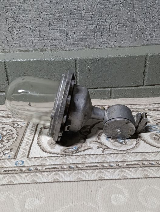 Прожектор СССР продается