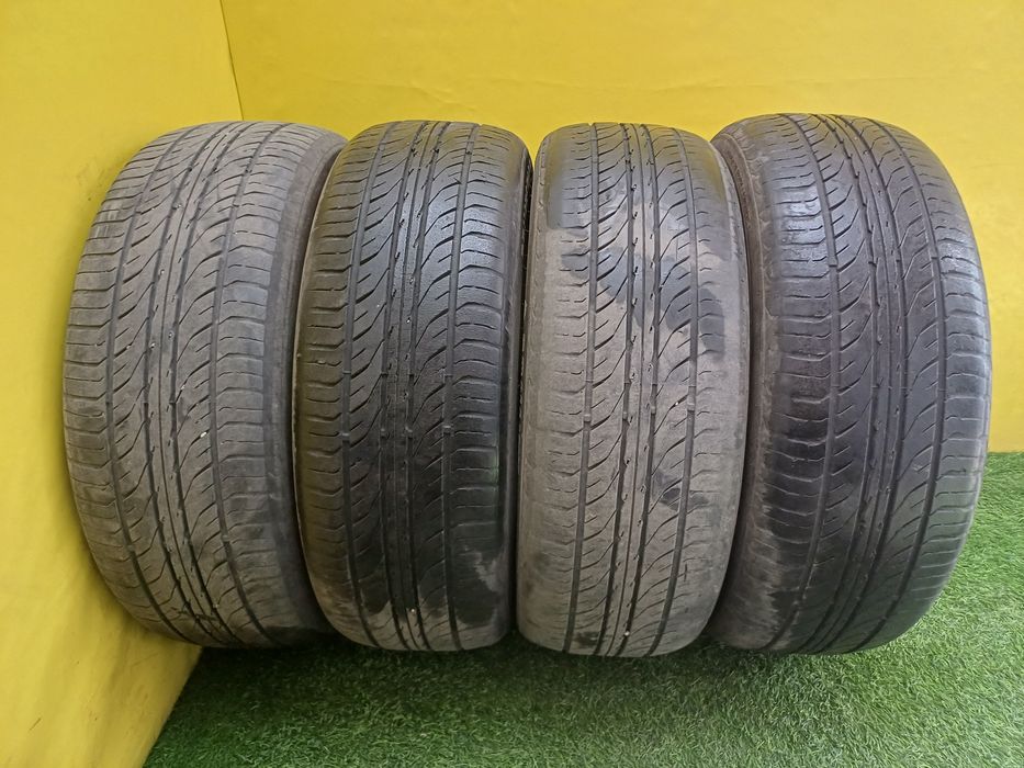Шины 215/55 R17 Sonix комплект.
