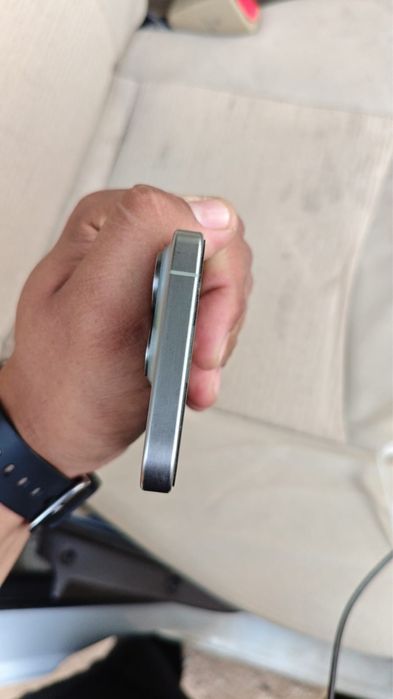 Срочно продам Iphone 15 pro