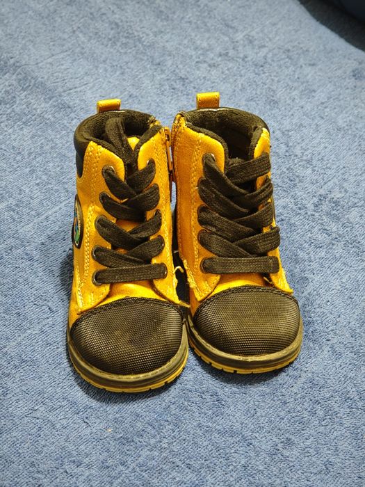 Детские демисезонные ботинки