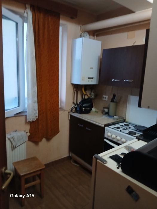Inchiriez apartament