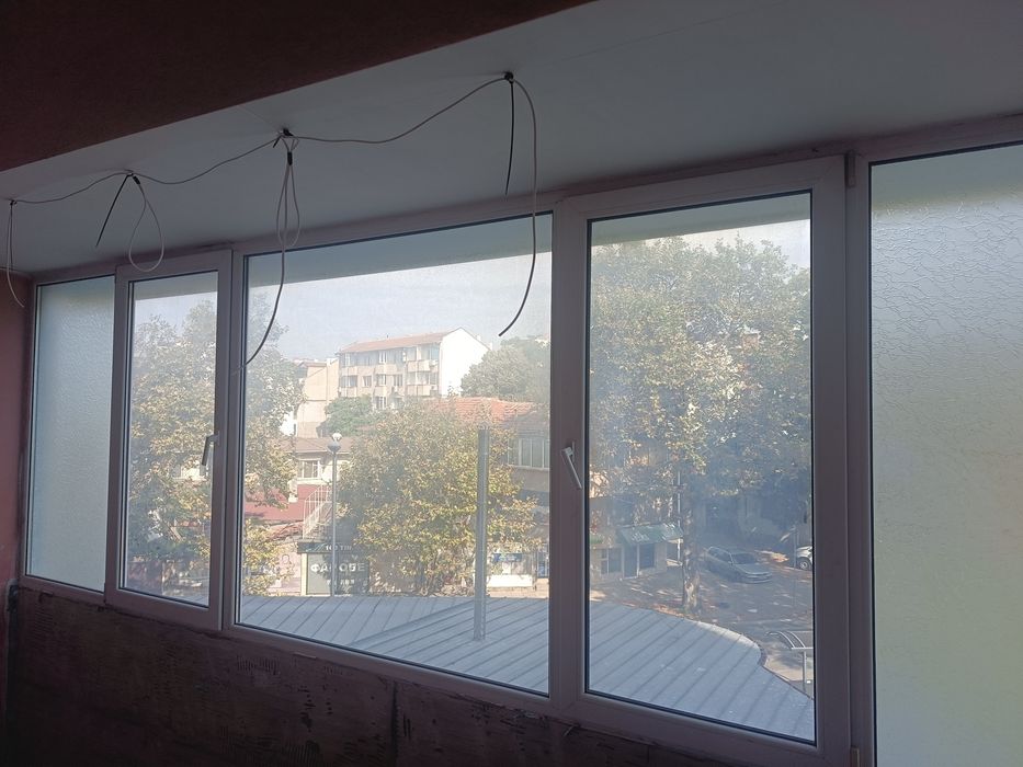 Продавам пвц дограма