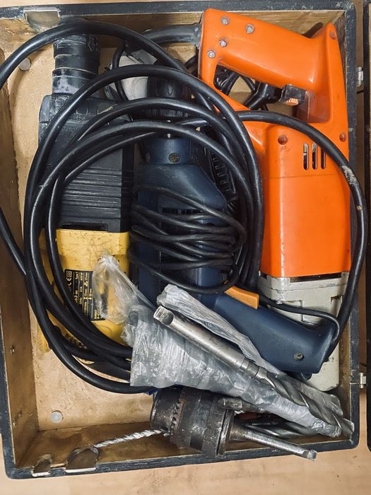 Продам электроинструменты