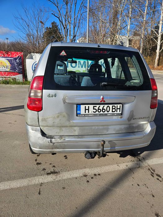 Митсубиши Спейс Стар