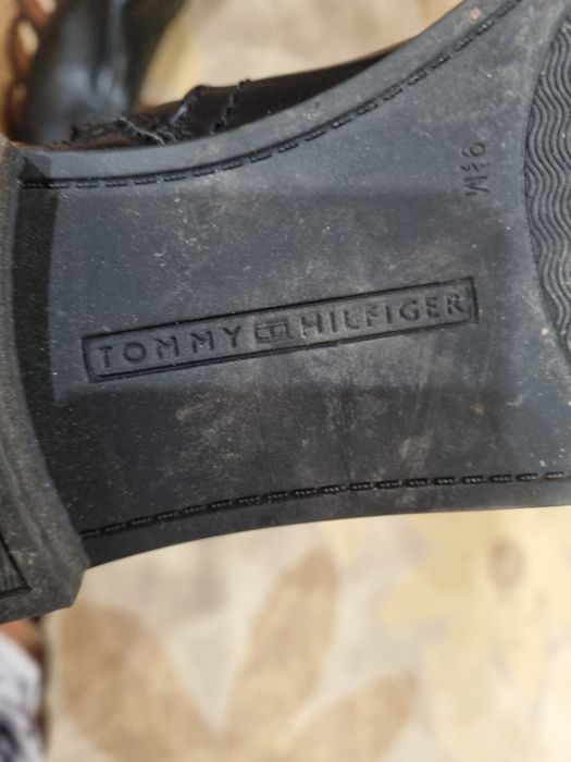 Оригинални ботуши на Tommy Hilfiger