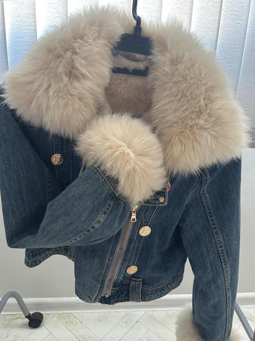 Дънкеня парка с естествен косъм