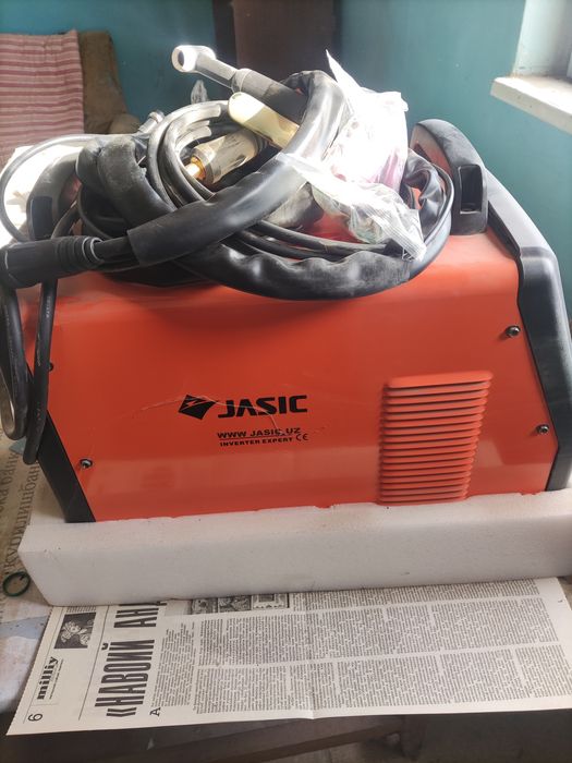 Продается, аргонный сварочный аппарат, новый 11 млн сум торг есть.