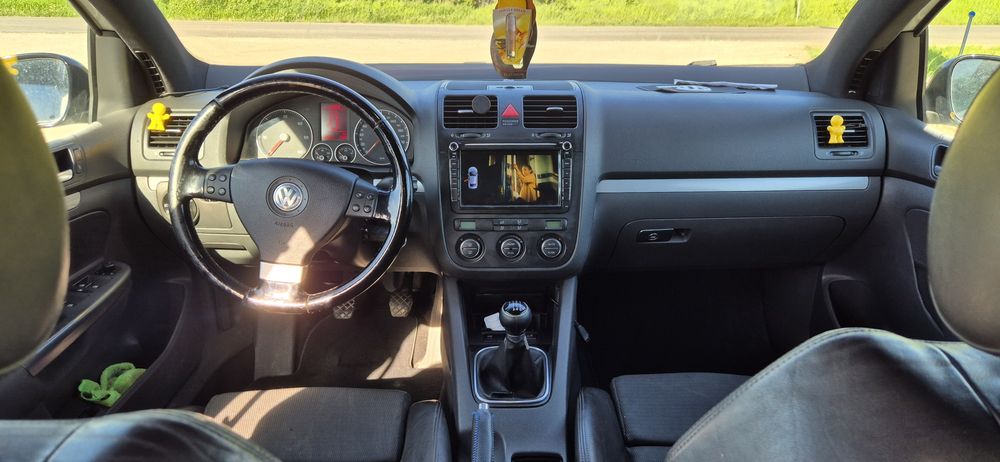 Vând Vw Golf V  1.9TDI
