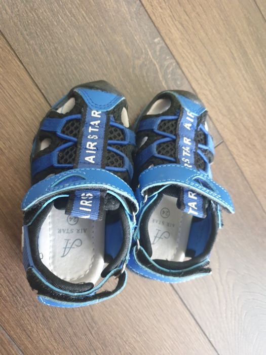 Сандали 24 номер