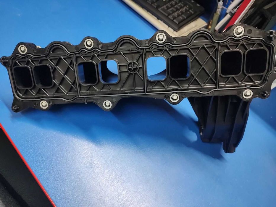 Всмукателен колектор MB Мерцедес