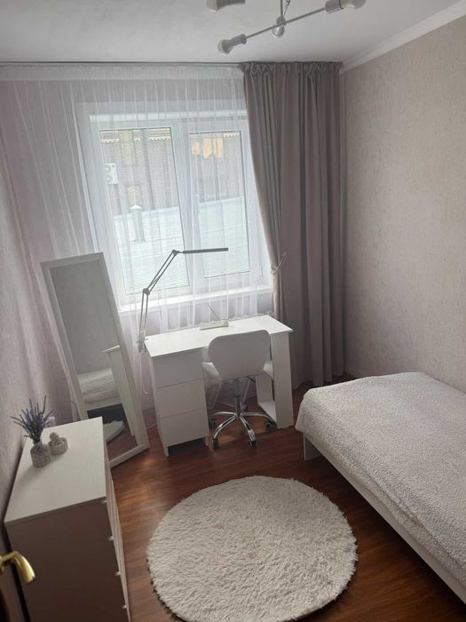 Продам 3 комн. кв. в центре