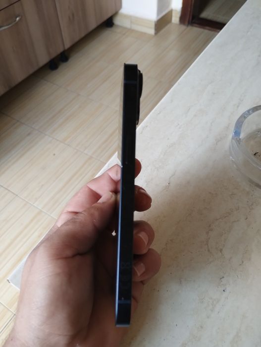 iPhone 14 85% viața baterie 128Gb stare impecabila