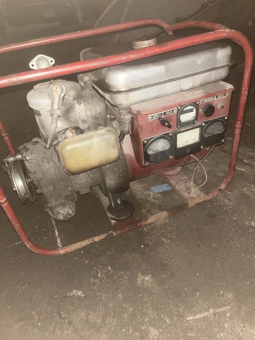 Бензиновый генератор