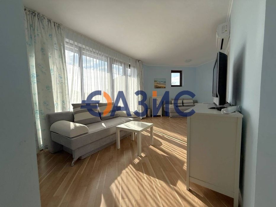 Продава се Двустаен апартамент в с. Кошарица, Област Бургас - 86 кв.м за 1082 €/кв.м - Снимка #4