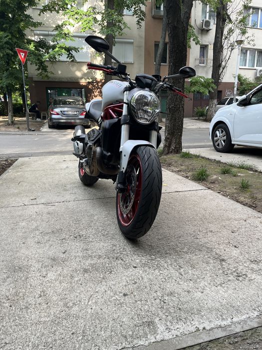 Ducati Monster 821 2015 alb - rosu