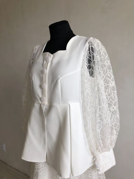 Продам шикарную белую двойку