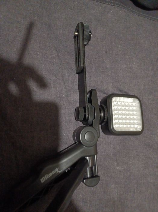 Трипод лед фотографски прожектор за заснемане на видеа инфлуенсьри ULT