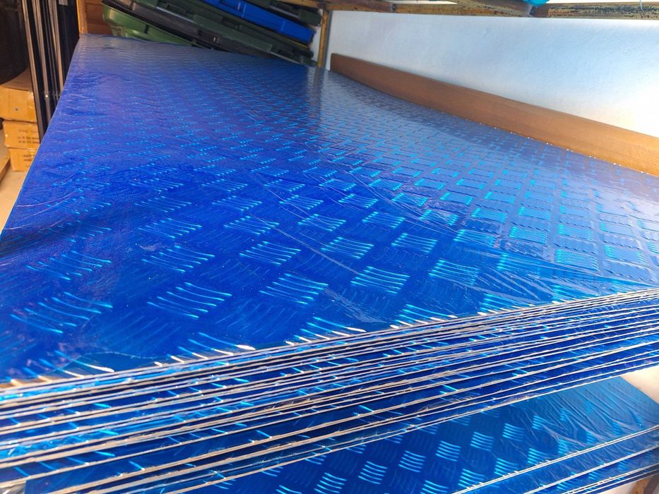 рифленый листь в наличии